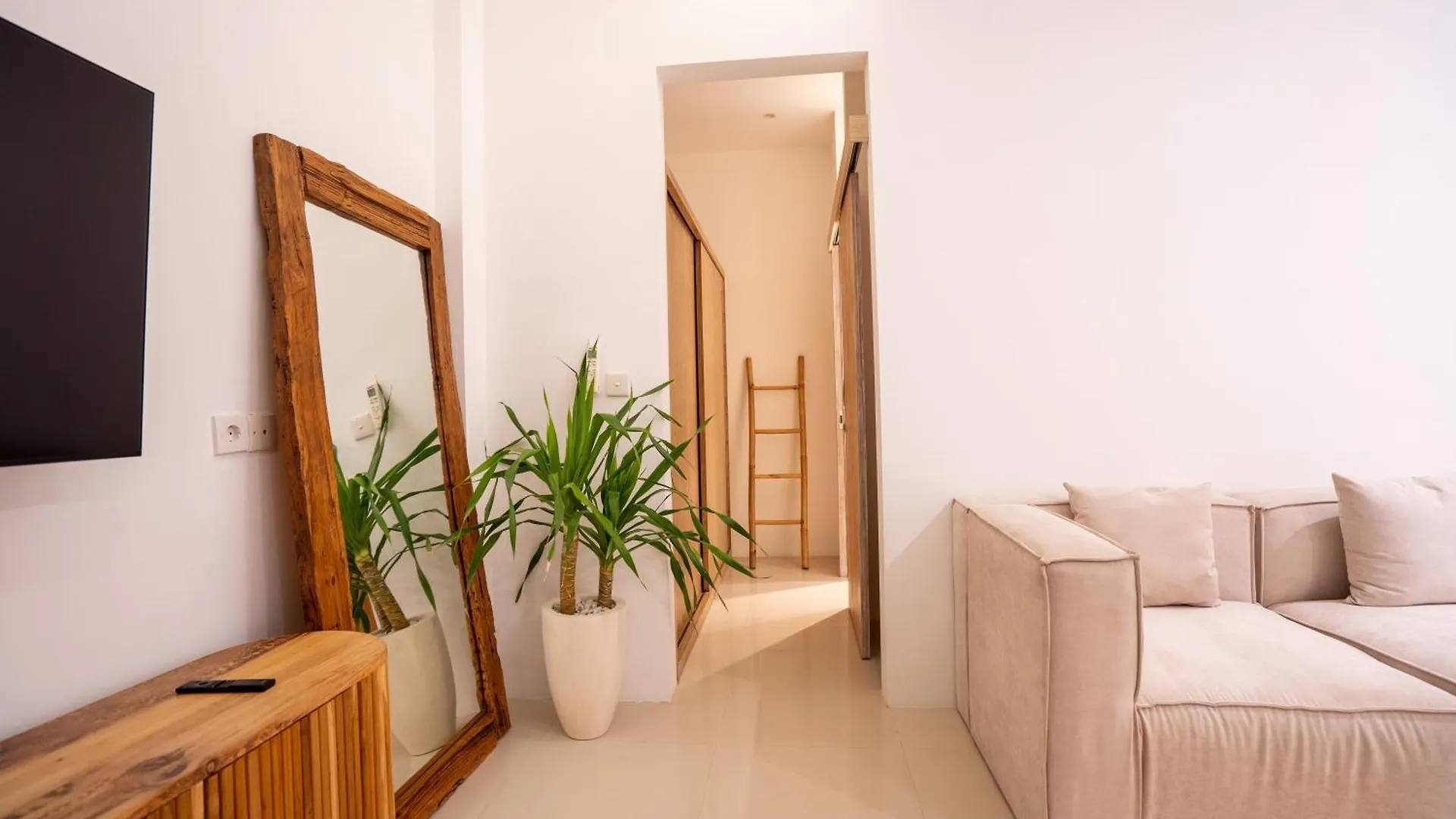 Skyfall Luxury Beach Villa Nusa Dua