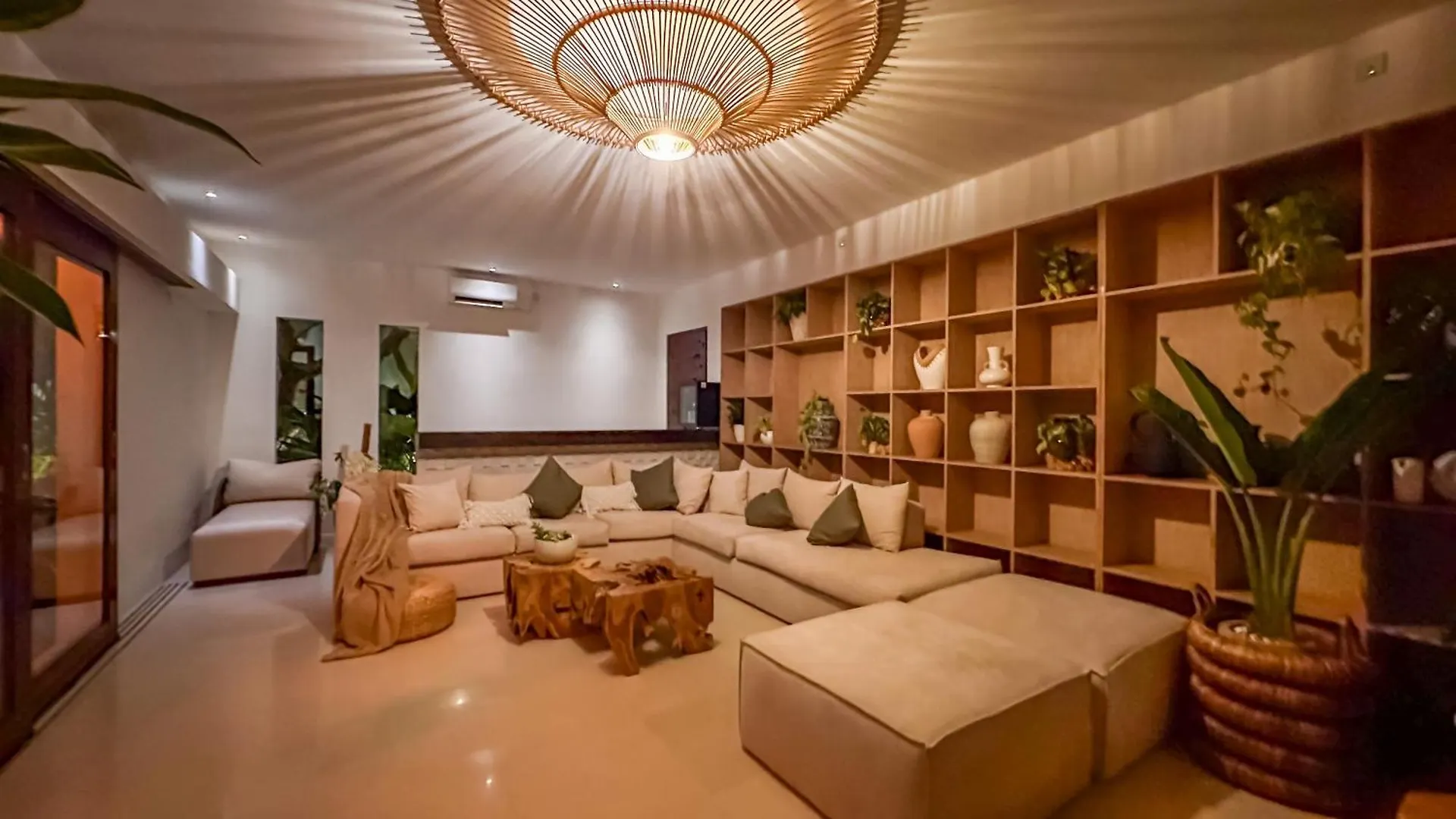 Skyfall Luxury Beach Villa Nusa Dua